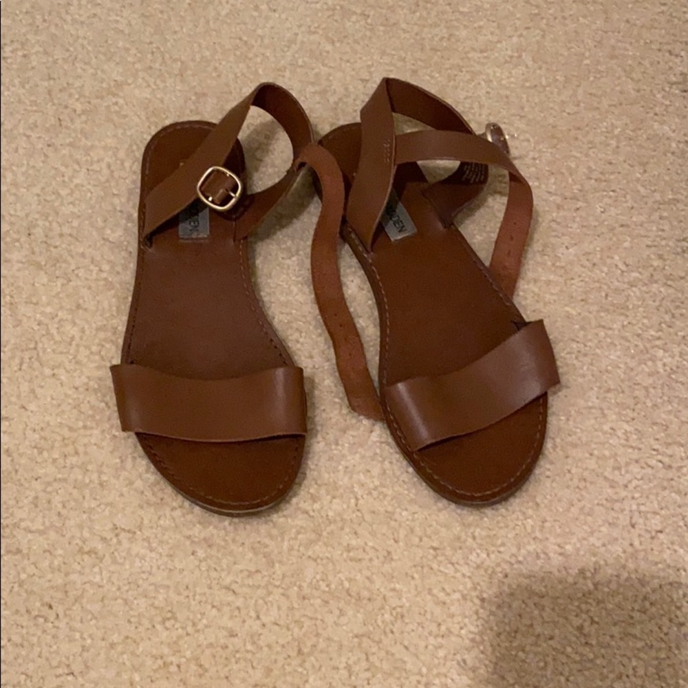 Steve Madden brown sandals
